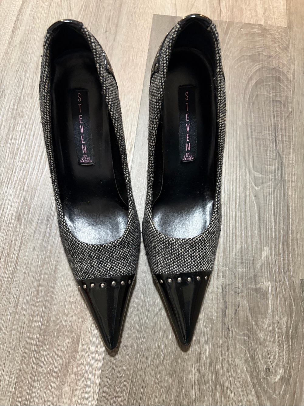 Steve Madden Black & Gray Pointed Toe Studded Pumps